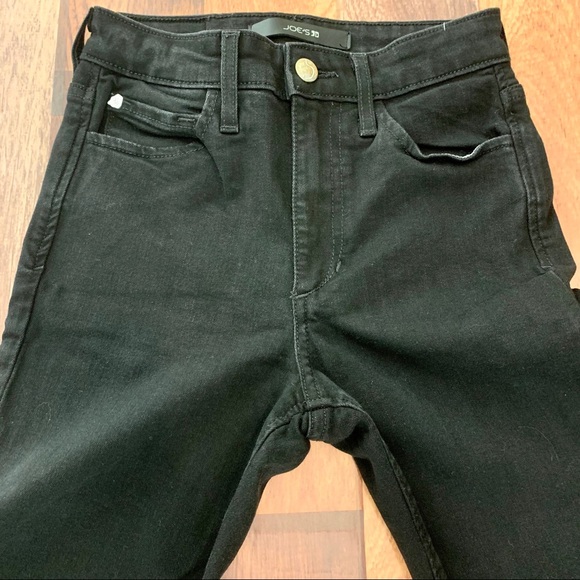 Joe's Jeans High Rise Skinny Crop - Picture 14 of 16